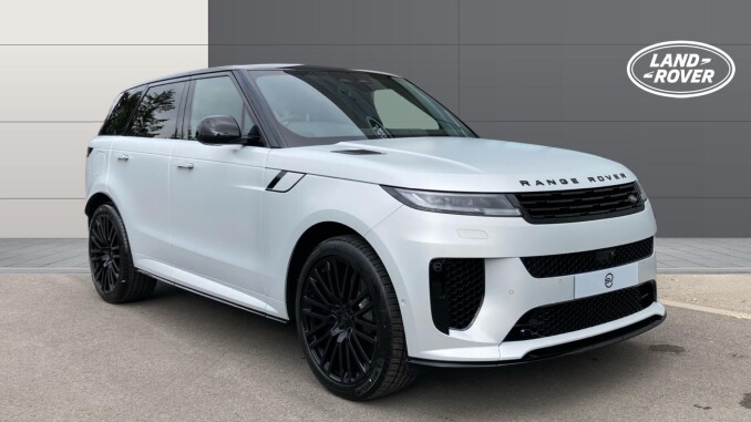 Land Rover Range Rover Sport 4.4 P635 V8 SV Ultimate Edition 5dr Auto Petrol Estate - Image 1